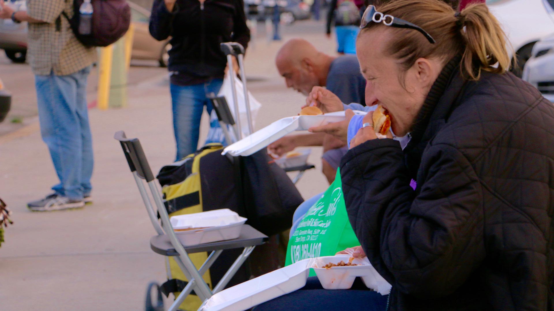 Feeding the Homeless Veterans on Memorial Day in San Diego